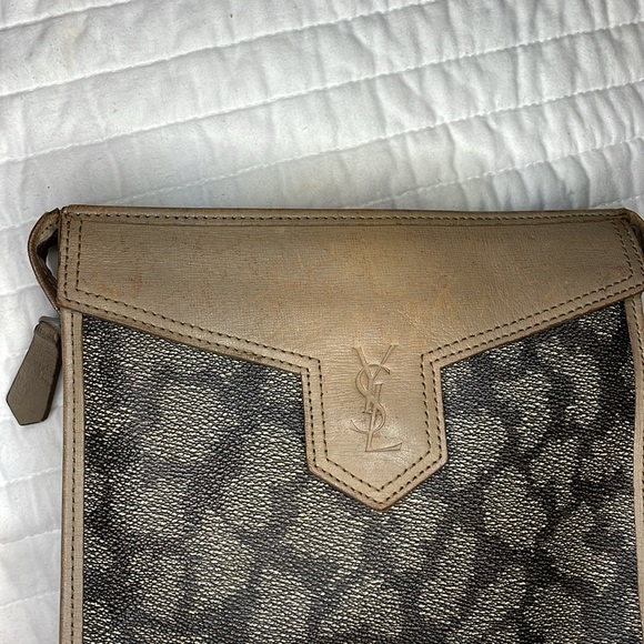 YSL Vintage Pouch - Picture 5 of 7